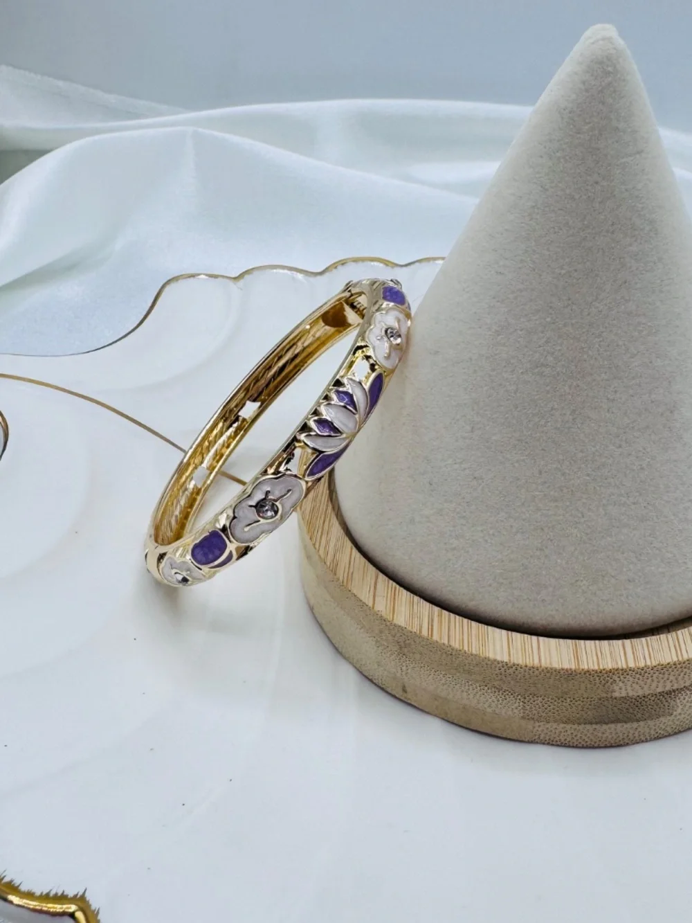 Gold Tone Purple Lotus Flower Enamel Hinged Bangle Bracelet Boho Floral